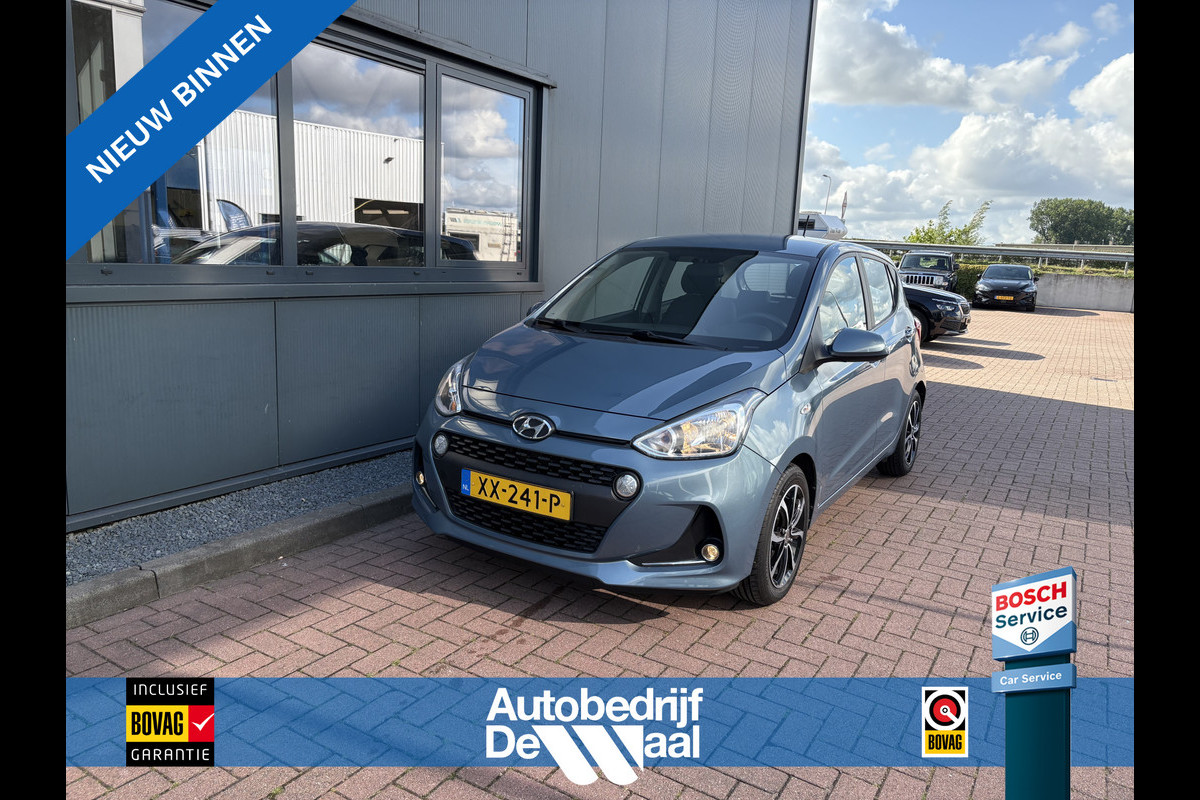 Hyundai i10 1.0i Comfort Smart 5-drs. NAVI/CARPLAY/CRUISE/PDC/15INCH/STOELVERWARMING Hyundai i10 1.0i Comfort Smart 5-drs. NAVI/CARPLAY/CRUISE/PDC/15INCH/STOELVERWARMING