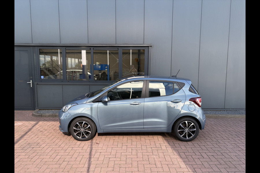 Hyundai i10 1.0i Comfort Smart 5-drs. NAVI/CARPLAY/CRUISE/PDC/15INCH/STOELVERWARMING