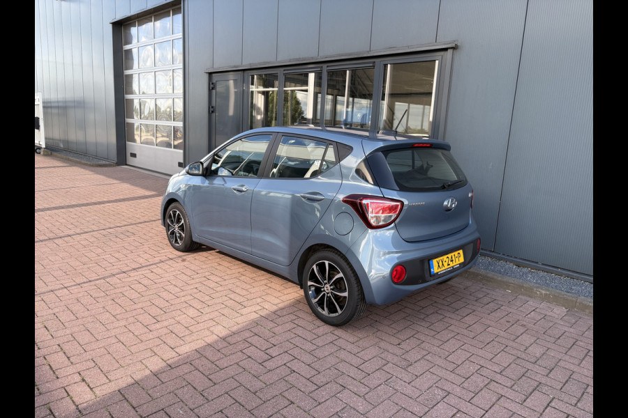 Hyundai i10 1.0i Comfort Smart 5-drs. NAVI/CARPLAY/CRUISE/PDC/15INCH/STOELVERWARMING