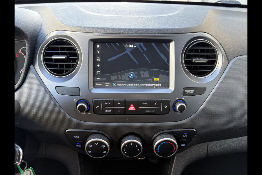 Hyundai i10 1.0i Comfort Smart 5-drs. NAVI/CARPLAY/CRUISE/PDC/15INCH/STOELVERWARMING