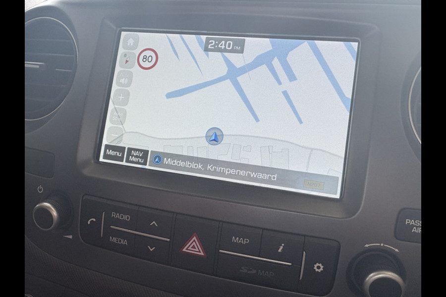 Hyundai i10 1.0i Comfort Smart 5-drs. NAVI/CARPLAY/CRUISE/PDC/15INCH/STOELVERWARMING