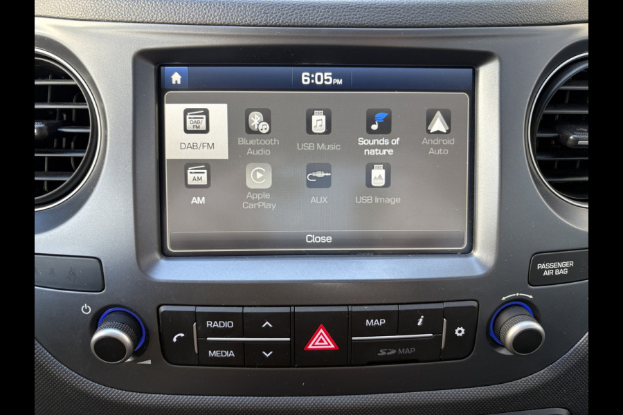 Hyundai i10 1.0i Comfort Smart 5-drs. NAVI/CARPLAY/CRUISE/PDC/15INCH/STOELVERWARMING