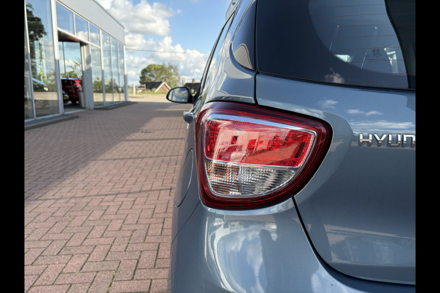 Hyundai i10 1.0i Comfort Smart 5-drs. NAVI/CARPLAY/CRUISE/PDC/15INCH/STOELVERWARMING