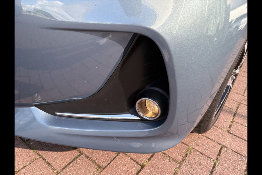 Hyundai i10 1.0i Comfort Smart 5-drs. NAVI/CARPLAY/CRUISE/PDC/15INCH/STOELVERWARMING