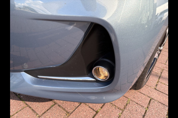 Hyundai i10 1.0i Comfort Smart 5-drs. NAVI/CARPLAY/CRUISE/PDC/15INCH/STOELVERWARMING
