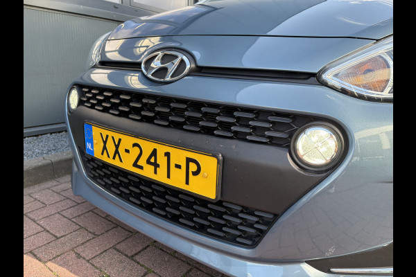 Hyundai i10 1.0i Comfort Smart 5-drs. NAVI/CARPLAY/CRUISE/PDC/15INCH/STOELVERWARMING
