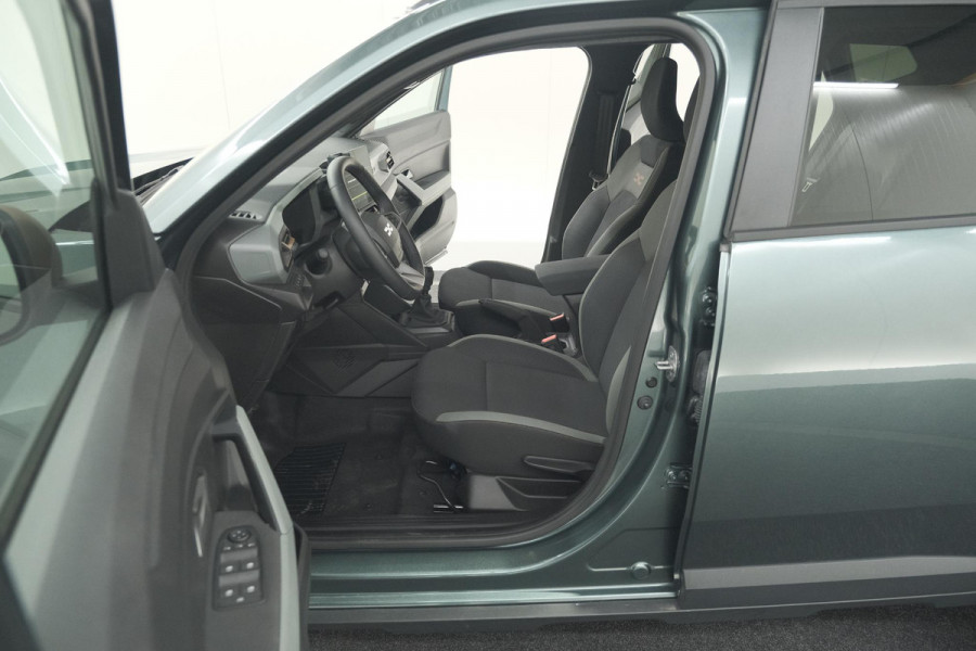 Dacia Duster Mild Hybrid 130 Extreme | Camera | Apple Carplay | Parkeersensoren | Stuurwielverwarming