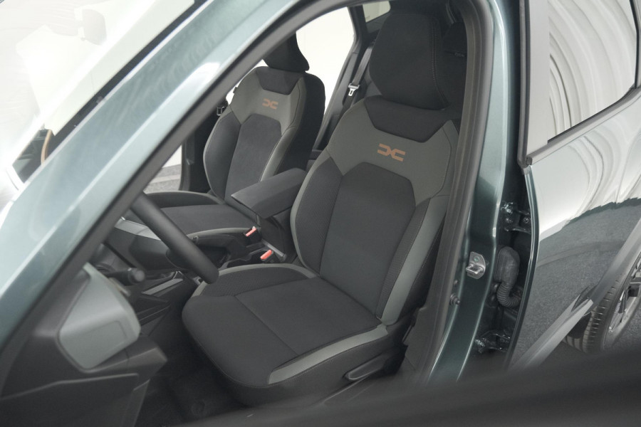 Dacia Duster Mild Hybrid 130 Extreme | Camera | Apple Carplay | Parkeersensoren | Stuurwielverwarming