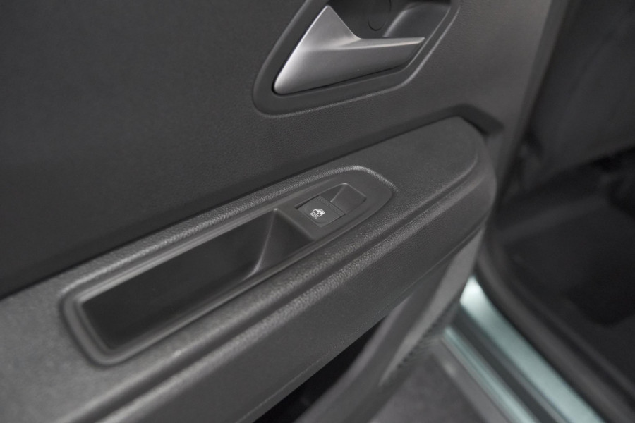 Dacia Duster Mild Hybrid 130 Extreme | Camera | Apple Carplay | Parkeersensoren | Stuurwielverwarming