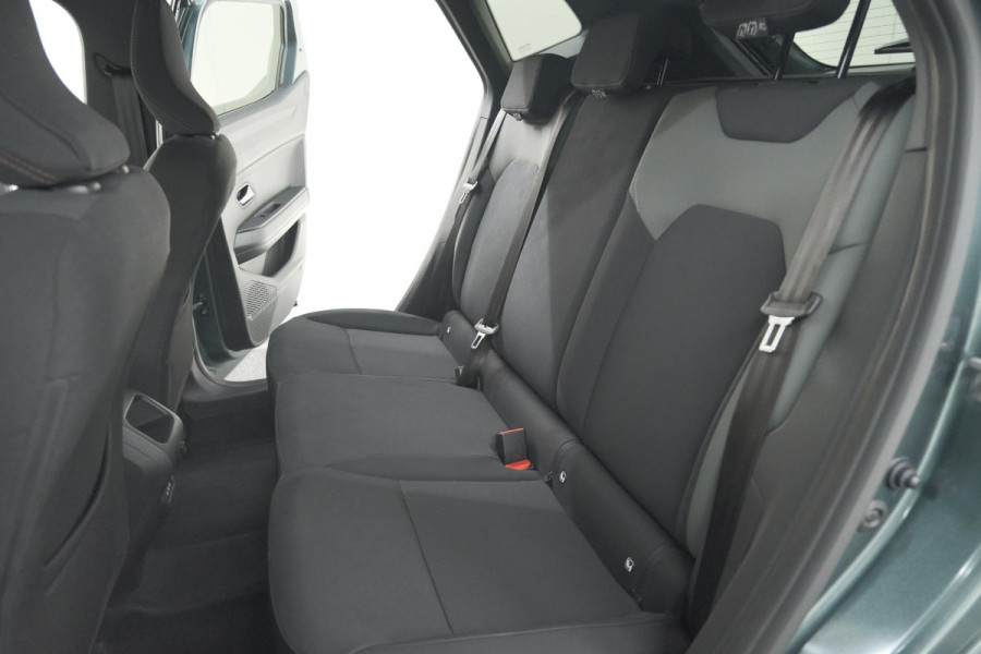 Dacia Duster Mild Hybrid 130 Extreme | Camera | Apple Carplay | Parkeersensoren | Stuurwielverwarming
