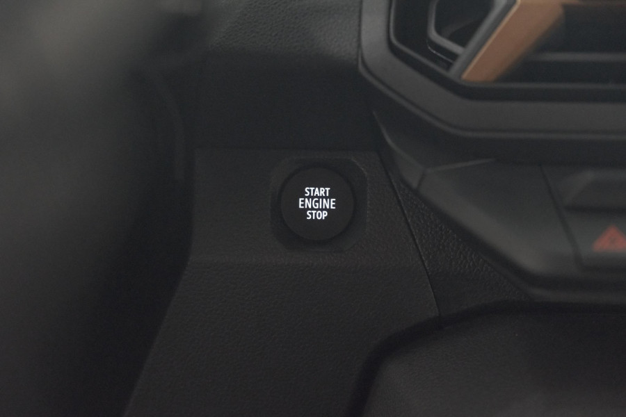 Dacia Duster Mild Hybrid 130 Extreme | Camera | Apple Carplay | Parkeersensoren | Stuurwielverwarming