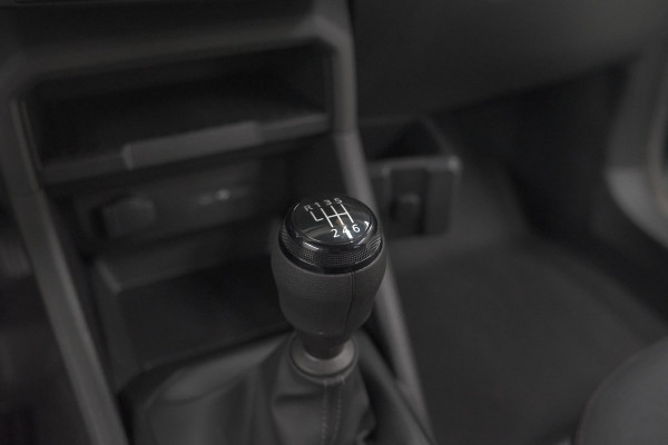 Dacia Duster Mild Hybrid 130 Extreme | Camera | Apple Carplay | Parkeersensoren | Stuurwielverwarming