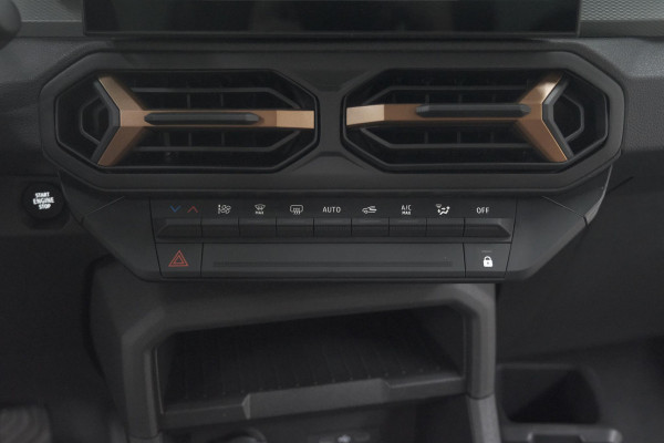 Dacia Duster Mild Hybrid 130 Extreme | Camera | Apple Carplay | Parkeersensoren | Stuurwielverwarming