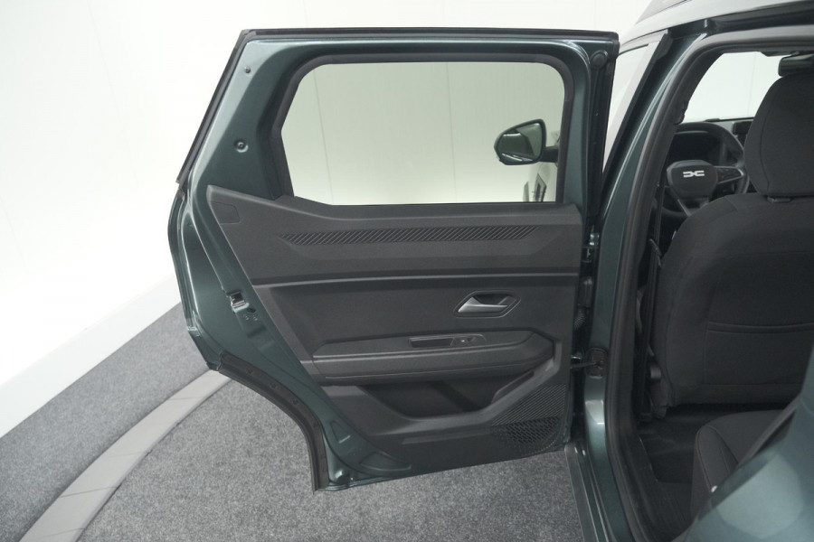 Dacia Duster Mild Hybrid 130 Extreme | Camera | Apple Carplay | Parkeersensoren | Stuurwielverwarming