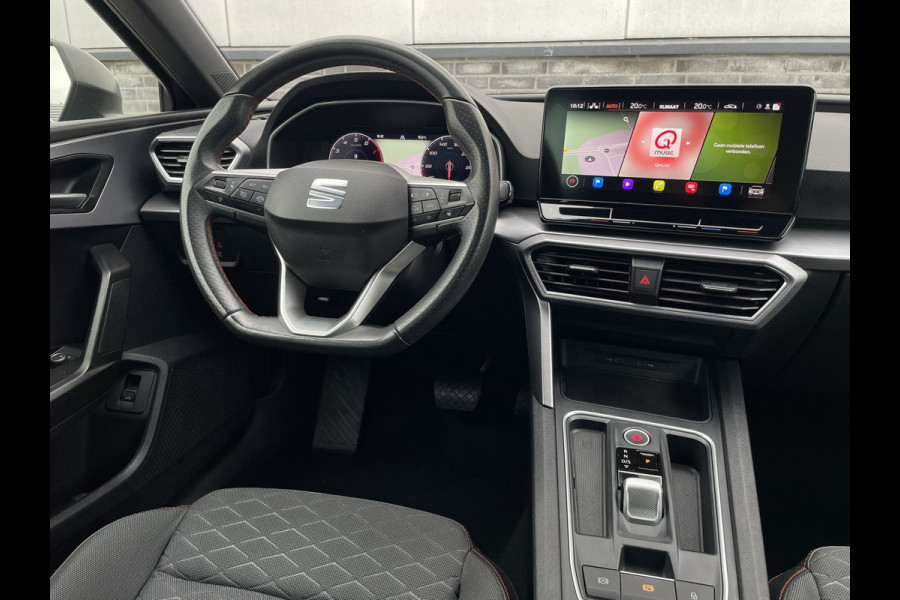 Seat Leon Sportstourer 1.5 eTSI FR | Elek. Trekhaak | LED | Carplay | Camera | Navi | Keyless | Adap. Cruise