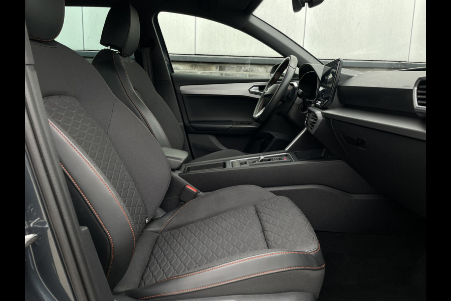 Seat Leon Sportstourer 1.5 eTSI FR | Elek. Trekhaak | LED | Carplay | Camera | Navi | Keyless | Adap. Cruise