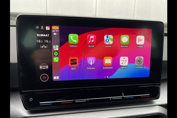 Seat Leon Sportstourer 1.5 eTSI FR | Elek. Trekhaak | LED | Carplay | Camera | Navi | Keyless | Adap. Cruise