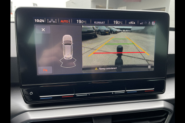 Seat Leon Sportstourer 1.5 eTSI FR | Elek. Trekhaak | LED | Carplay | Camera | Navi | Keyless | Adap. Cruise