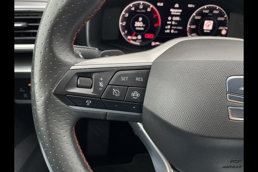 Seat Leon Sportstourer 1.5 eTSI FR | Elek. Trekhaak | LED | Carplay | Camera | Navi | Keyless | Adap. Cruise