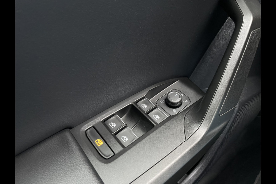 Seat Leon Sportstourer 1.5 eTSI FR | Elek. Trekhaak | LED | Carplay | Camera | Navi | Keyless | Adap. Cruise