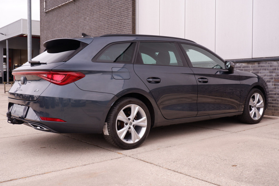 Seat Leon Sportstourer 1.5 eTSI FR | Elek. Trekhaak | LED | Carplay | Camera | Navi | Keyless | Adap. Cruise