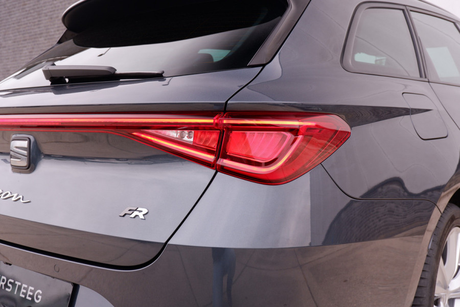 Seat Leon Sportstourer 1.5 eTSI FR | Elek. Trekhaak | LED | Carplay | Camera | Navi | Keyless | Adap. Cruise