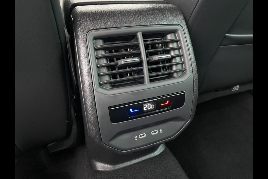Seat Leon Sportstourer 1.5 eTSI FR | Elek. Trekhaak | LED | Carplay | Camera | Navi | Keyless | Adap. Cruise