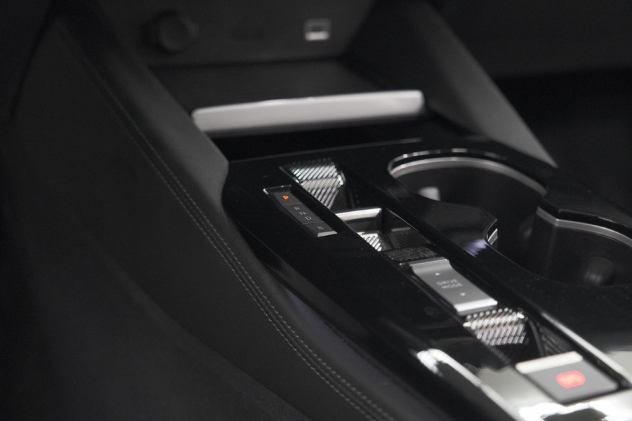 Citroën C5 X 1.6 Plug-in Hybrid 225 Shine | Camera | Adaptieve Cruise Control | Apple Carplay | Parkeersensoren