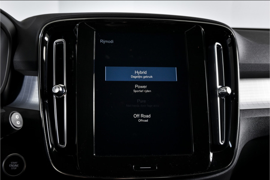 Volvo XC40 1.5 T4 Plug-in hybrid Inscription Expression | Dig. Cockpit | Adapt. Cruise | Stoel-+Stuurverw. | PDC | Camera | NAV + App. Connect | ECC | Elek. Klep | LM 18" | 6947