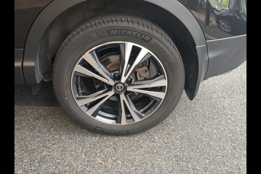 Nissan QASHQAI 1.3 DIG-T N-Connecta Rijklaar + 12 maanden Bovag-garantie Henk Jongen Auto's in Helmond,  al 50 jaar service zoals 't hoort!