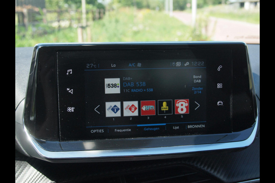 Peugeot 2008 1.2 PureTech Allure | Camera | Apple Carplay | Cruise Control | Dealeronderhouden |