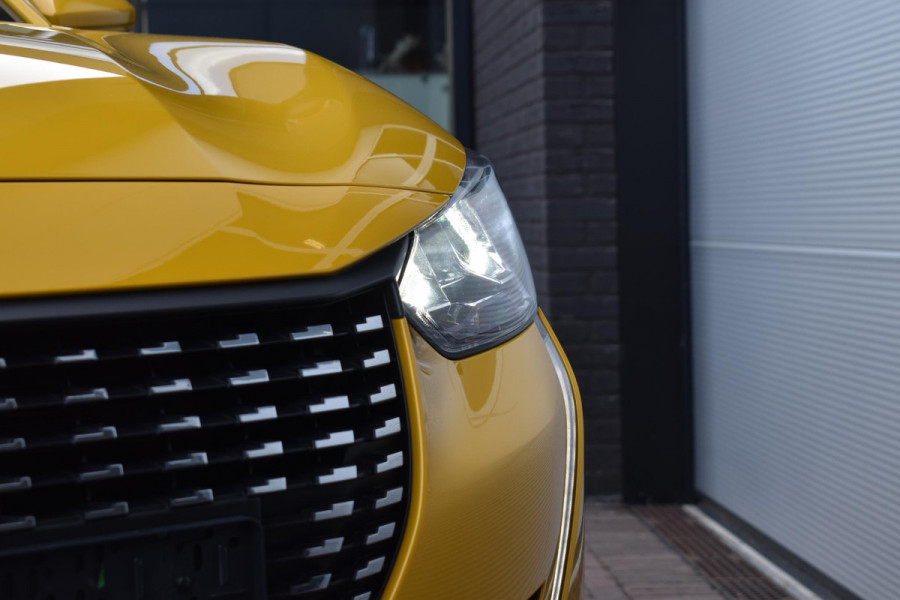 Peugeot 208 1.2 PureTech 100PK Allure Pack | Carplay | Camera | Cruise | Incl. garantie