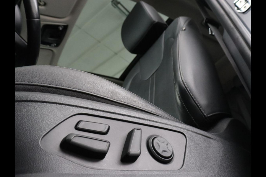 Kia Sorento 1.6 T-GDI Hybrid 2WD ExecutiveLine 7-persoons | Panoramadak | Stoelventilatie | Head-Up | 360 Camera | Leder | Adaptive cruise | Stoel & stuurverwarming | Park Assist | Memory | Carplay