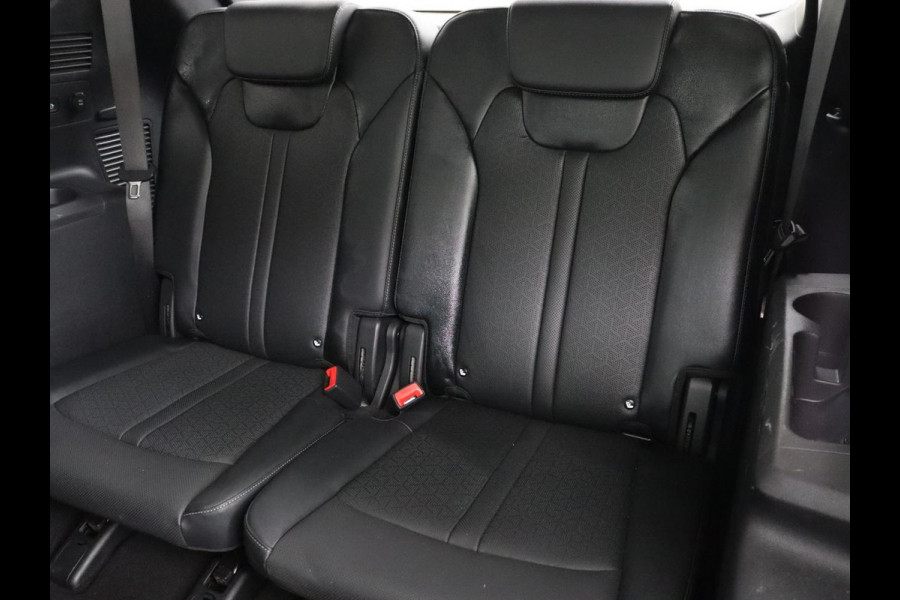 Kia Sorento 1.6 T-GDI Hybrid 2WD ExecutiveLine 7-persoons | Panoramadak | Stoelventilatie | Head-Up | 360 Camera | Leder | Adaptive cruise | Stoel & stuurverwarming | Park Assist | Memory | Carplay