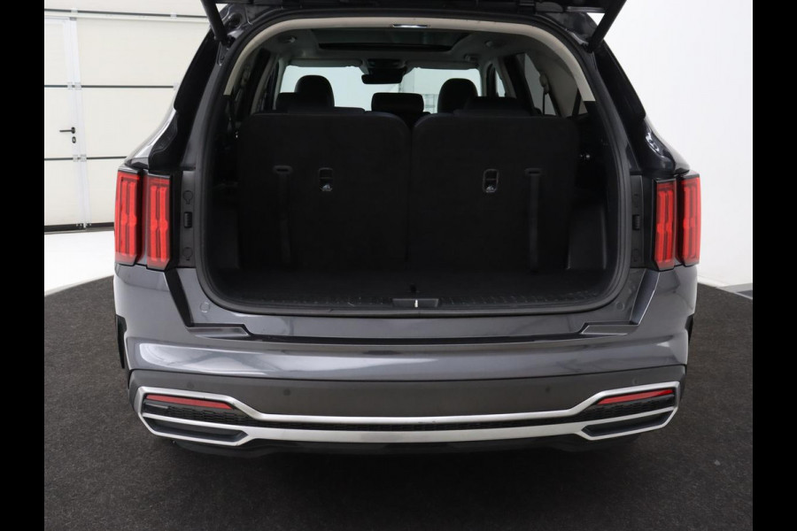 Kia Sorento 1.6 T-GDI Hybrid 2WD ExecutiveLine 7-persoons | Panoramadak | Stoelventilatie | Head-Up | 360 Camera | Leder | Adaptive cruise | Stoel & stuurverwarming | Park Assist | Memory | Carplay