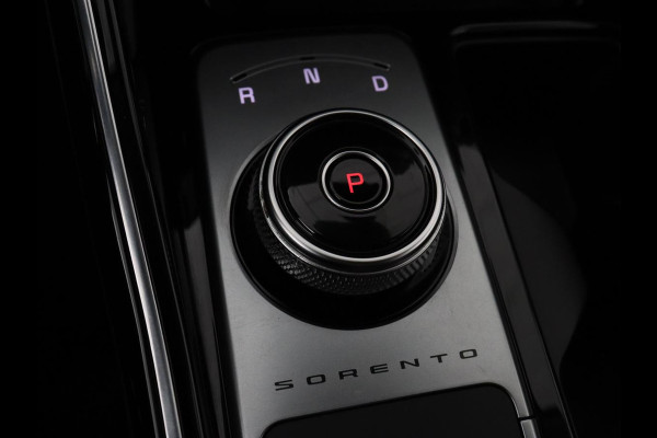 Kia Sorento 1.6 T-GDI Hybrid 2WD ExecutiveLine 7-persoons | Panoramadak | Stoelventilatie | Head-Up | 360 Camera | Leder | Adaptive cruise | Stoel & stuurverwarming | Park Assist | Memory | Carplay