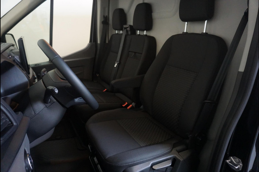 Ford Transit 130pk 2.0 L2H2 Trend Automaat Airco Navi Cruise Airco Navi Cruise Control Trekhaak