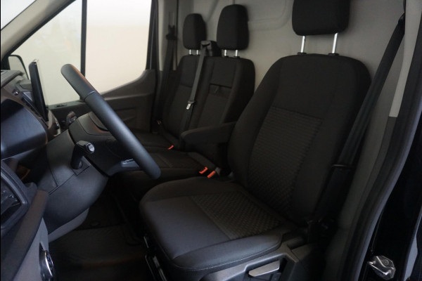 Ford Transit 130pk 2.0 L2H2 Trend Automaat Airco Navi Cruise Airco Navi Cruise Control Trekhaak