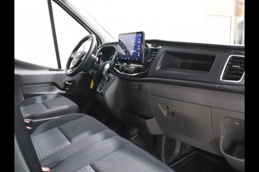 Ford Transit 130pk 2.0 L2H2 Trend Automaat Airco Navi Cruise Airco Navi Cruise Control Trekhaak