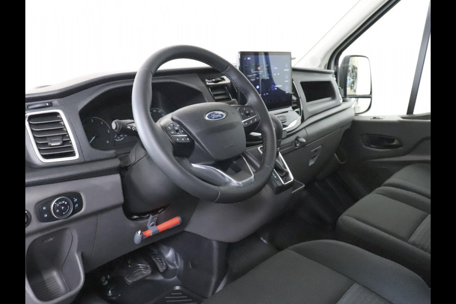 Ford Transit 130pk 2.0 L2H2 Trend Automaat Airco Navi Cruise Airco Navi Cruise Control Trekhaak