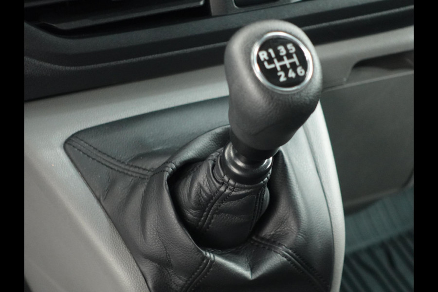 Ford Transit Custom L2H1 Trend Navigatie Apple Carplay Camera Trekhaak Parkeersensoren Cruise control Airco
