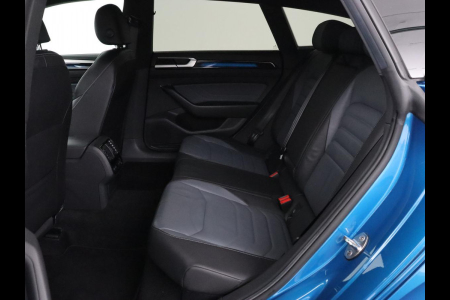 Volkswagen Arteon 1.4 TSI eHybrid Elegance | Nappaleder | Stoel & stuurverwarming | Camera | Massage | Matrix LED | Adaptive cruise | Navigatie | Achterbankverwarming | Virtual Cockpit | PHEV