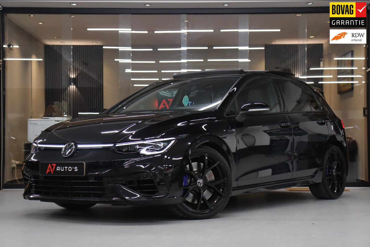 Volkswagen Golf 2.0 TSI R 4Motion PERFORMANCE AKRA/PANO/IQ/H&K/BOMVOL Volkswagen Golf 2.0 TSI R 4Motion PERFORMANCE AKRA/PANO/IQ/H&K/BOMVOL
