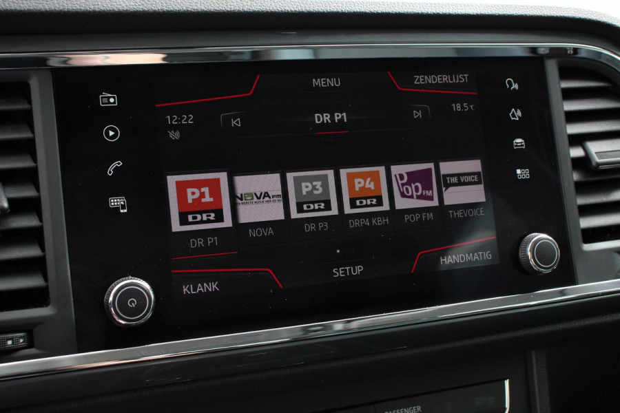 Seat Ateca 1.5 TSI DSG Style | Navigatie | Apple Carplay/Android Auto | Cruise Control | Stoelverwarming | Elektrische Achterklep | Beats Audio |