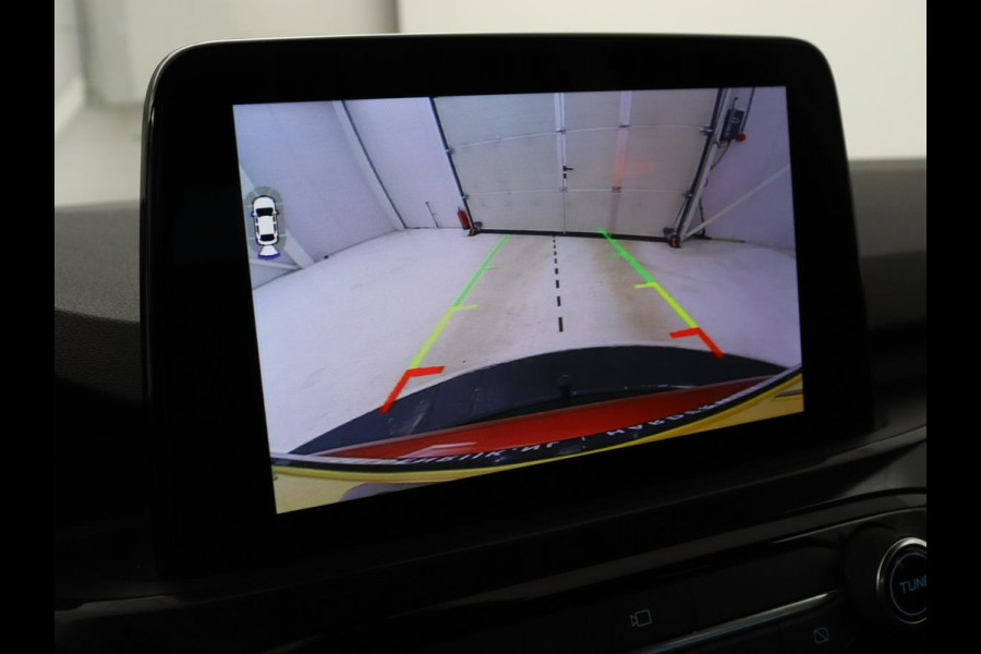 Ford Kuga 2.5 PHEV ST-Line | Trekhaak | Adaptive cruise | Camera | Carplay | Navigatie | Keyless | Full LED | Climate control