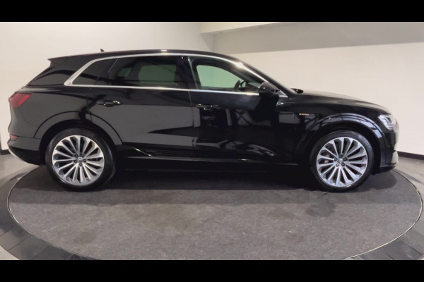 Audi e-tron e-tron 55 quattro advanced 95 kWh | Panoramadak | S-Line | Lederen bekleding