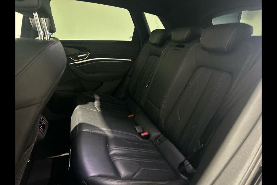 Audi e-tron e-tron 55 quattro advanced 95 kWh | Panoramadak | S-Line | Lederen bekleding