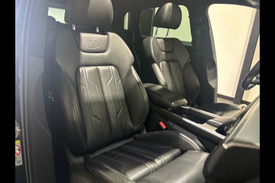 Audi e-tron e-tron 55 quattro advanced 95 kWh | Panoramadak | S-Line | Lederen bekleding