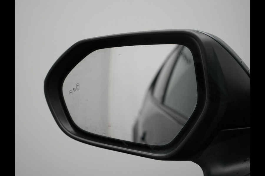 Toyota Yaris Cross 1.5 Hybrid Dynamic 116pk Dealer O.H | Navigatie | Camera | LED | Apple Carplay | Adaptive Cruise | Parkeersensoren | Stoelverwarming | DAB | Keyless |