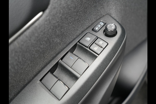 Toyota Yaris Cross 1.5 Hybrid Dynamic 116pk Dealer O.H | Navigatie | Camera | LED | Apple Carplay | Adaptive Cruise | Parkeersensoren | Stoelverwarming | DAB | Keyless |